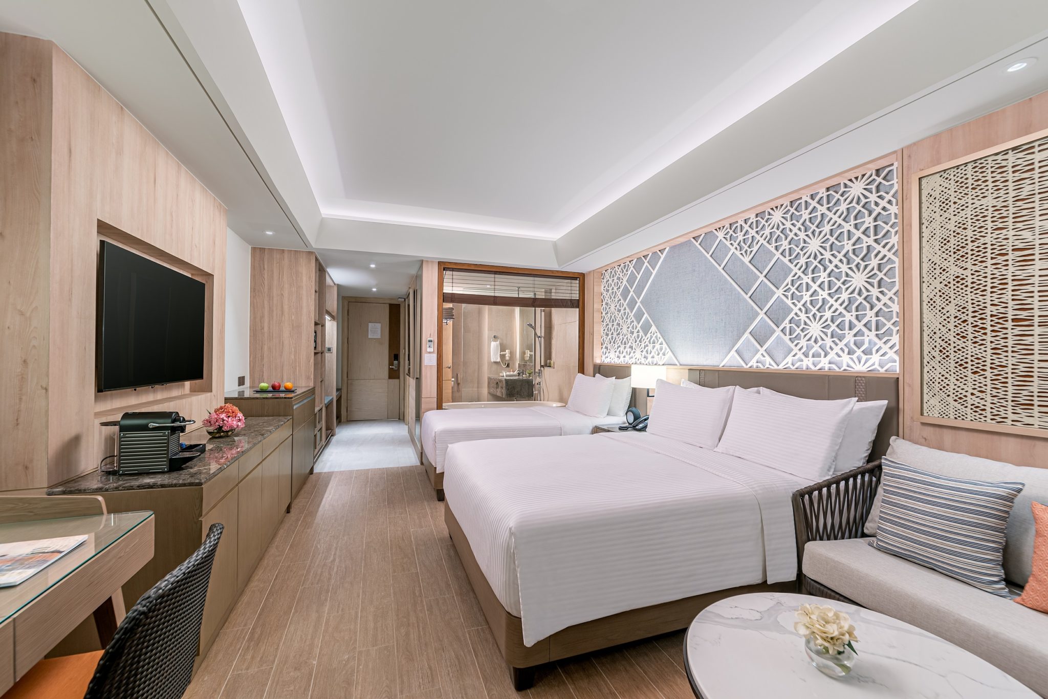 go run consistent skechers